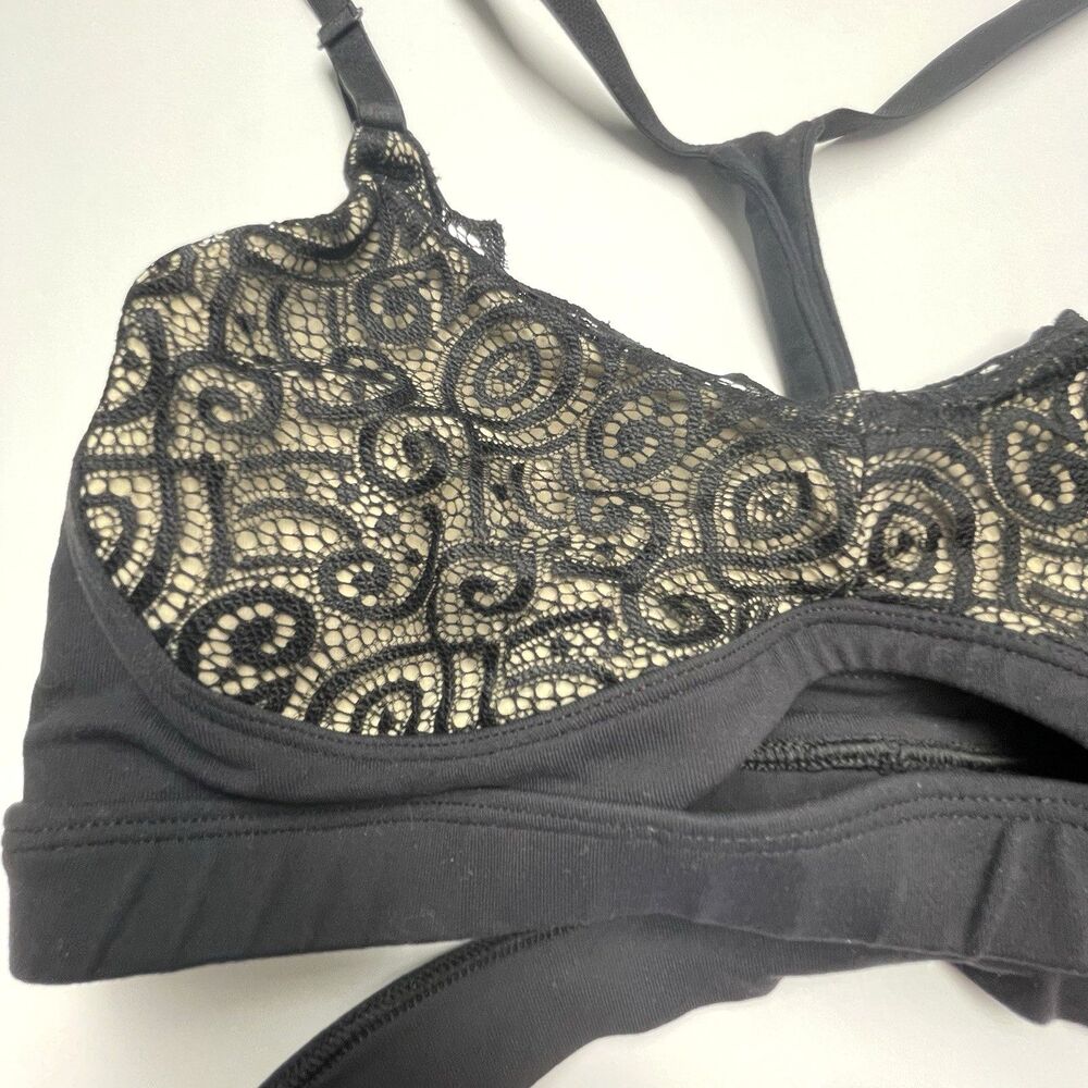 Bombshell Sportswear Bra Top Black Lace Waist Band Pullover Adjustable Size M - Picture 3 of 7